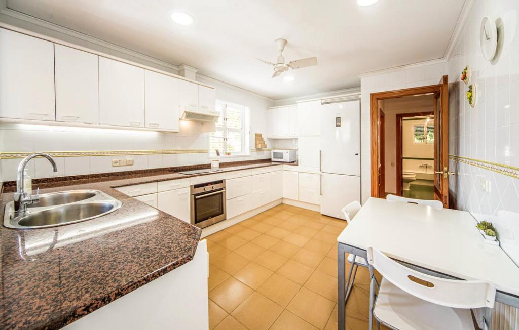סגונטו Agradable Villa Junto Al Mar Con Piscina מראה חיצוני תמונה
